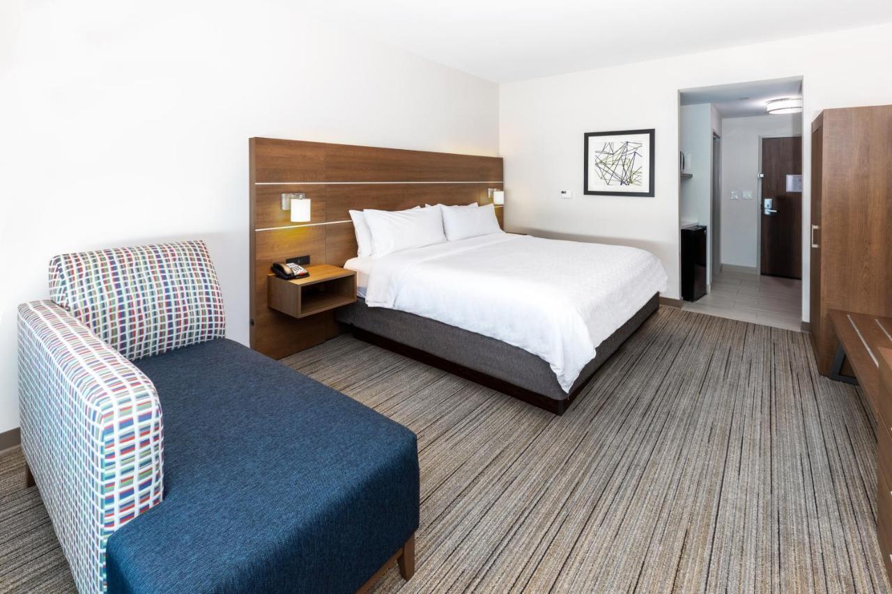 Holiday Inn Express & Suites - Stafford Nw - Sugar Land By Ihg Esterno foto