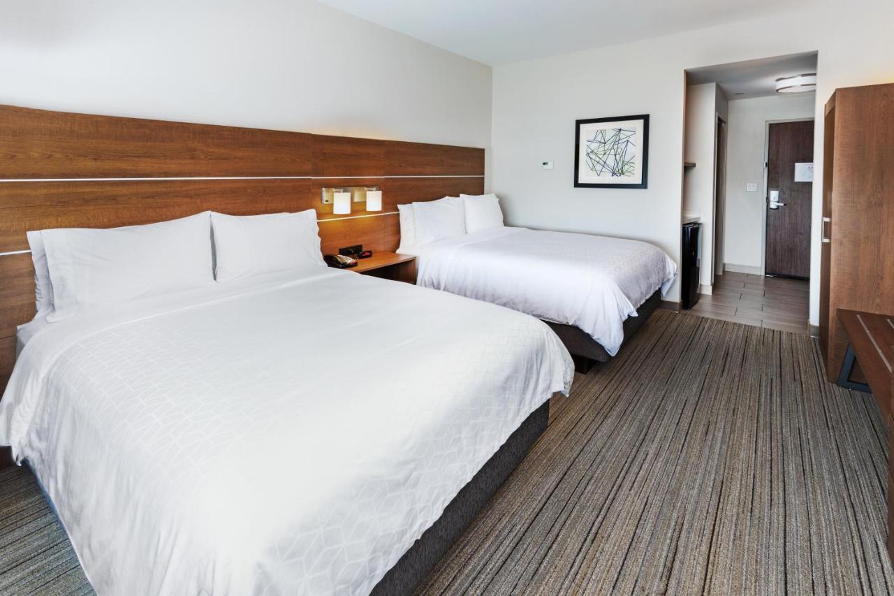 Holiday Inn Express & Suites - Stafford Nw - Sugar Land By Ihg Esterno foto
